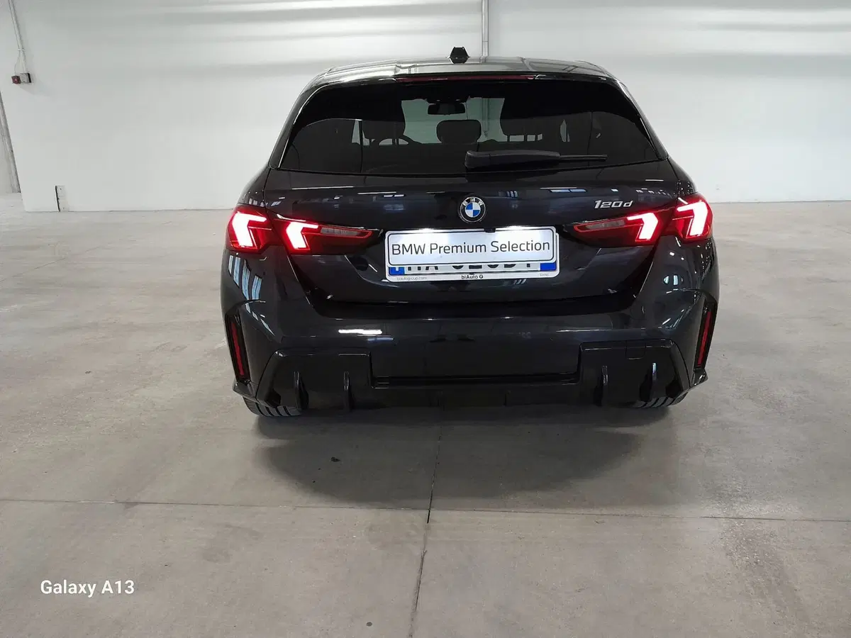 BMW Serie 1 nuova a Torino (4)