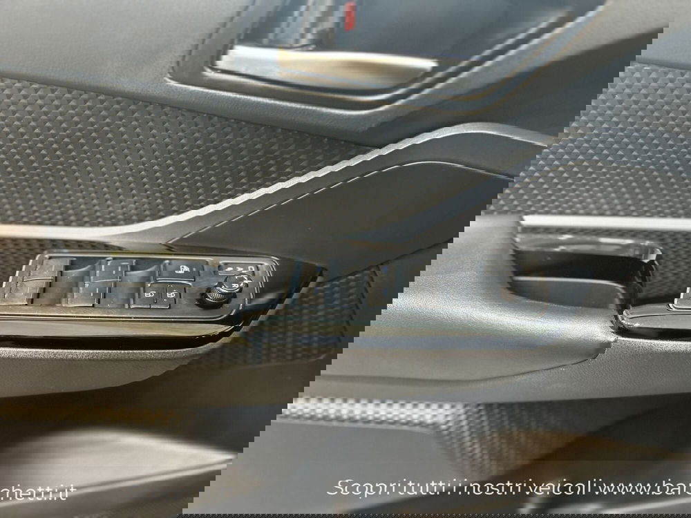 Toyota Toyota C-HR usata a Brescia (8)