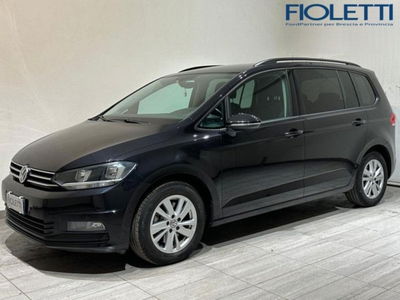 Volkswagen Touran 1.4 TSI DSG Business BlueMotion Technology del 2020 usata a Concesio