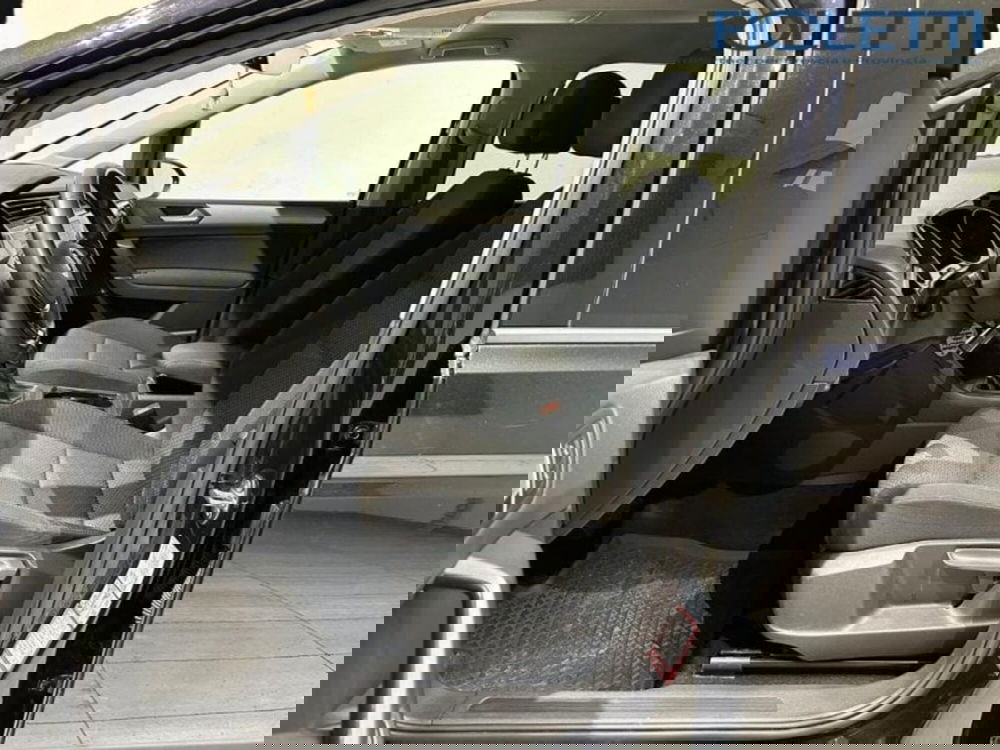 Volkswagen Touran usata a Brescia (11)