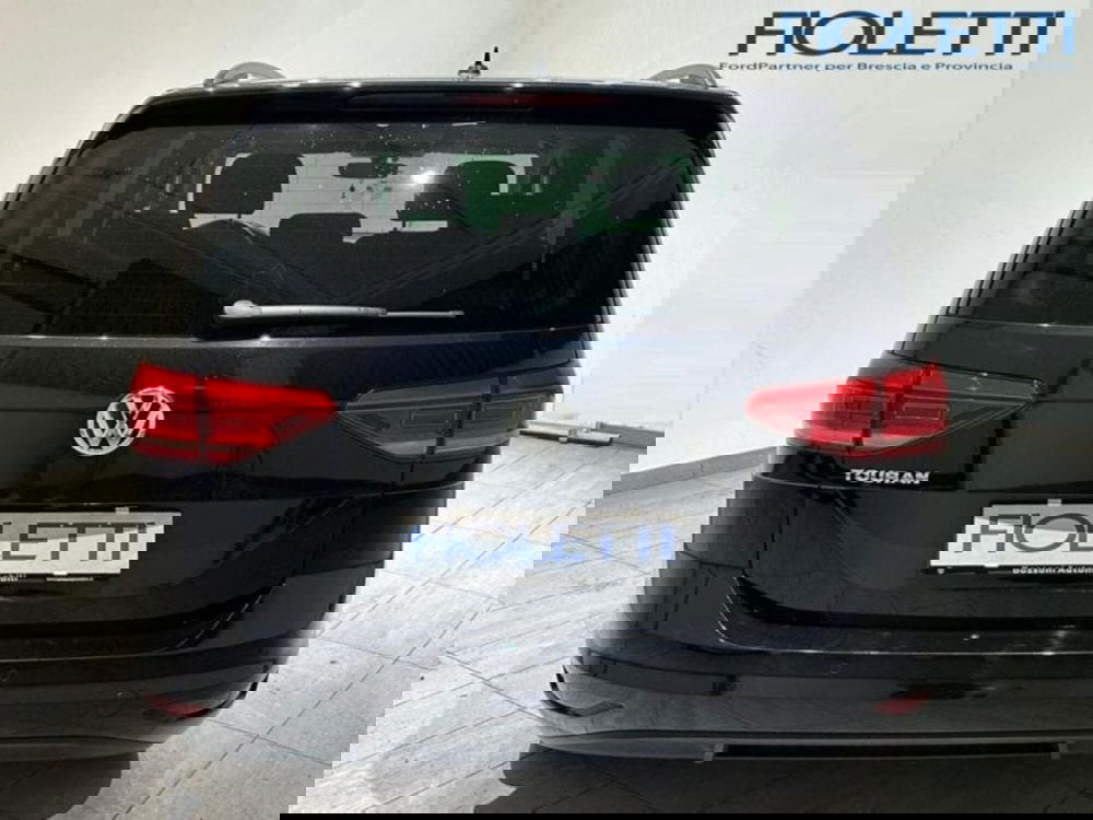 Volkswagen Touran usata a Brescia (4)