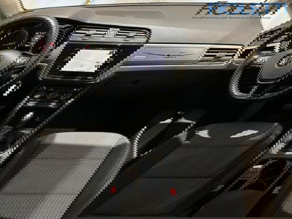 Volkswagen Touran usata a Brescia (5)