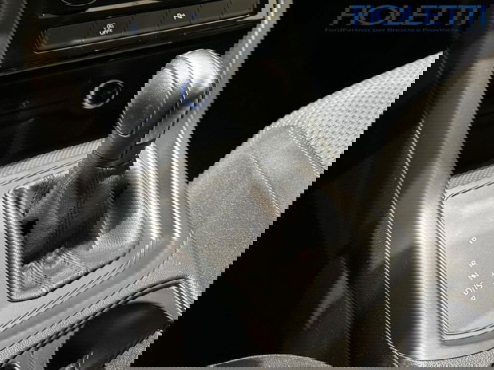 Volkswagen Touran usata a Brescia (8)