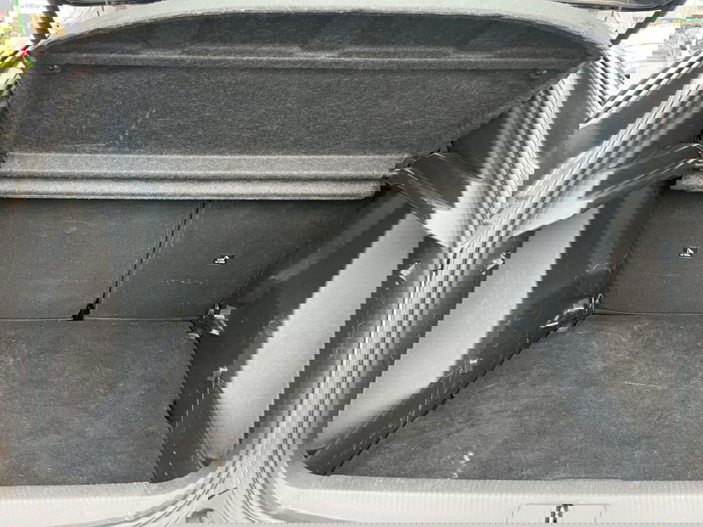 Peugeot 2008 usata a Milano (12)