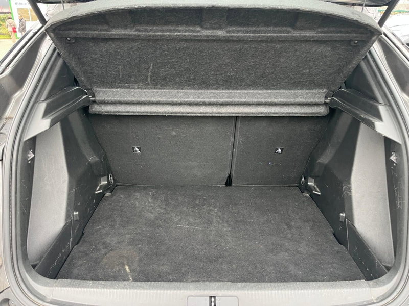 Peugeot 2008 usata a Milano (12)