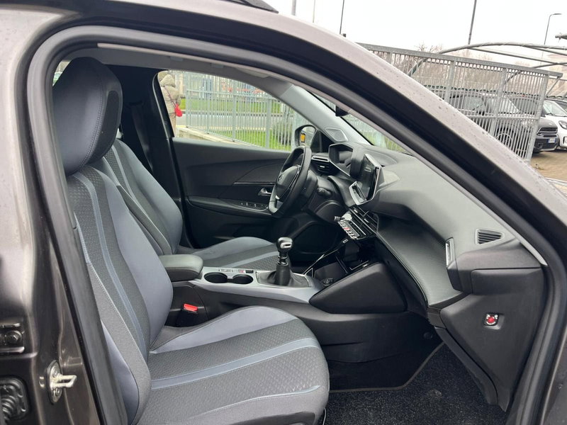 Peugeot 2008 usata a Milano (14)