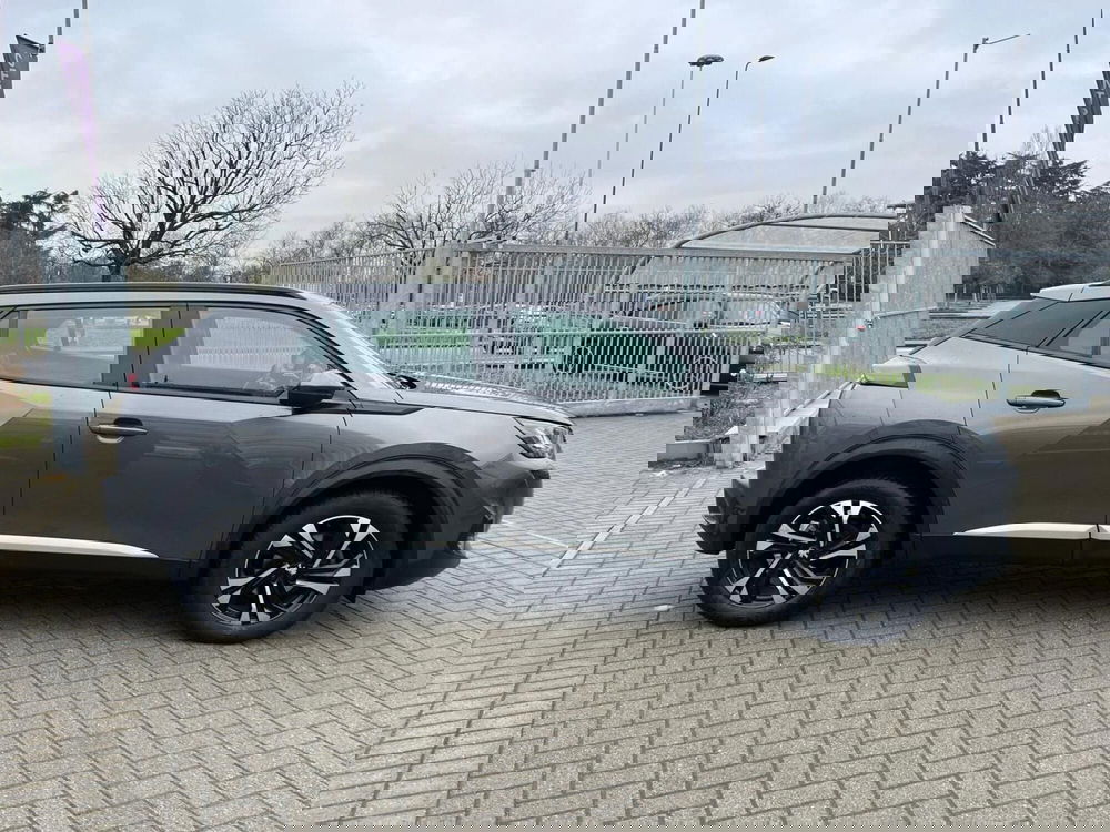 Peugeot 2008 usata a Milano (6)