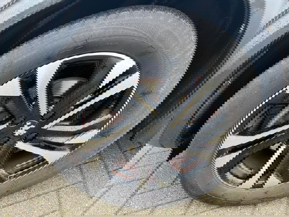 Peugeot 2008 usata a Milano (7)