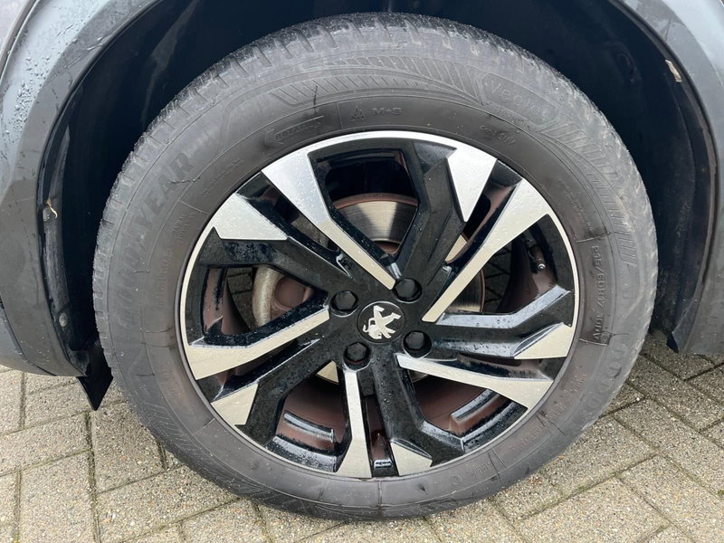 Peugeot 2008 usata a Milano (7)