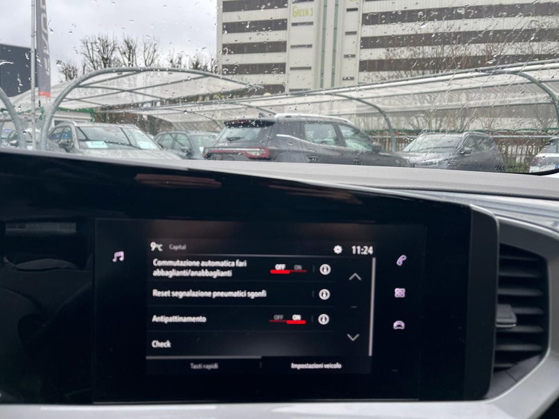 Opel Mokka usata a Milano (18)