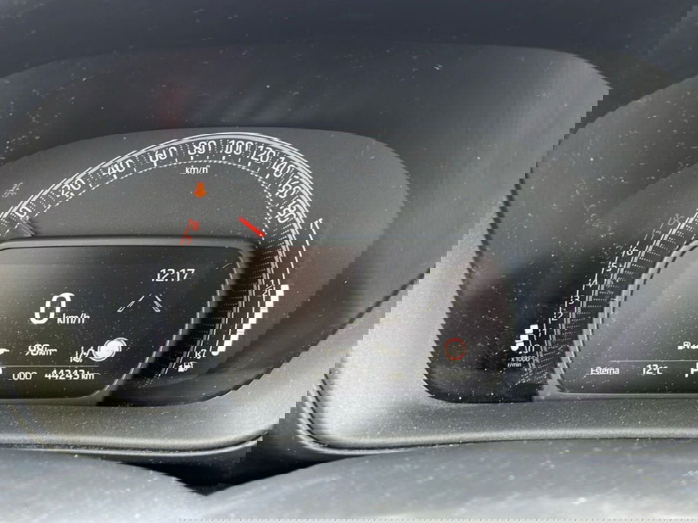 Toyota Aygo X usata a Ragusa (12)