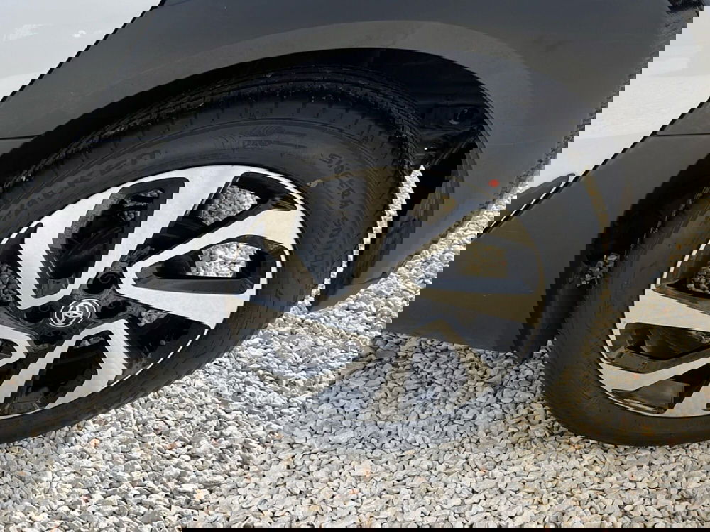 Toyota Aygo X usata a Ragusa (6)