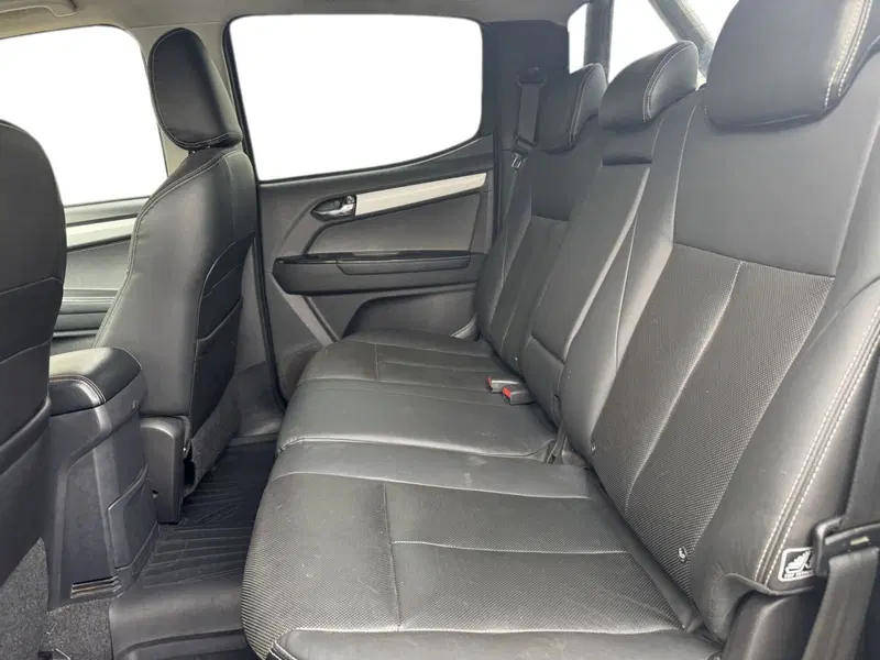 Isuzu D-Max Pick-up usata a Pistoia (17)