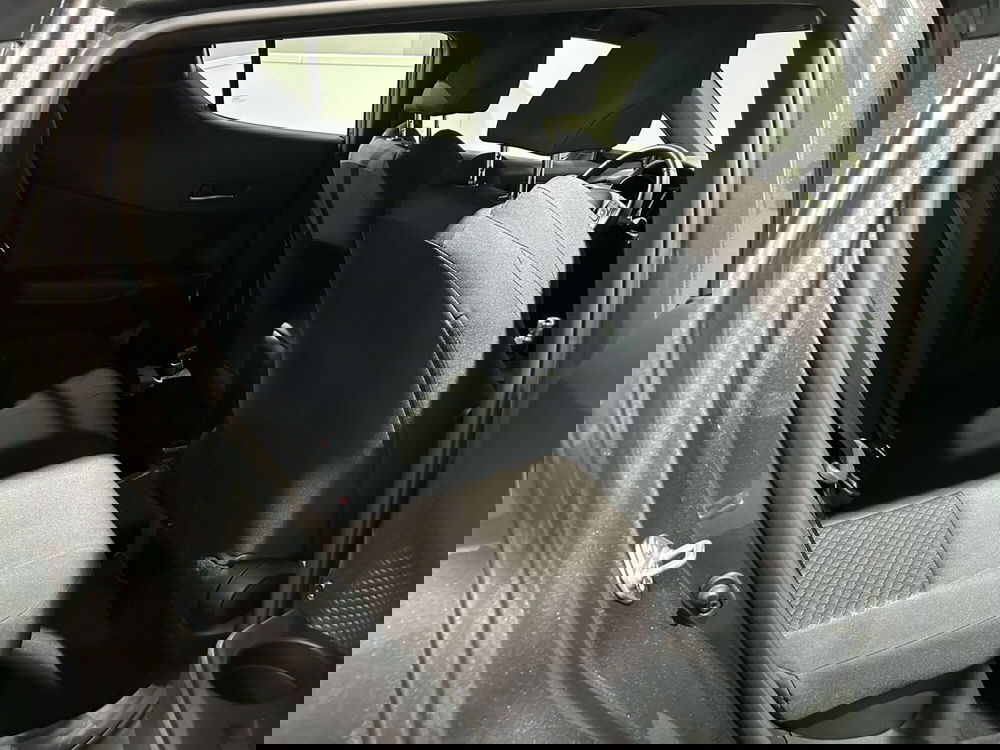Toyota Toyota C-HR usata a Milano (8)