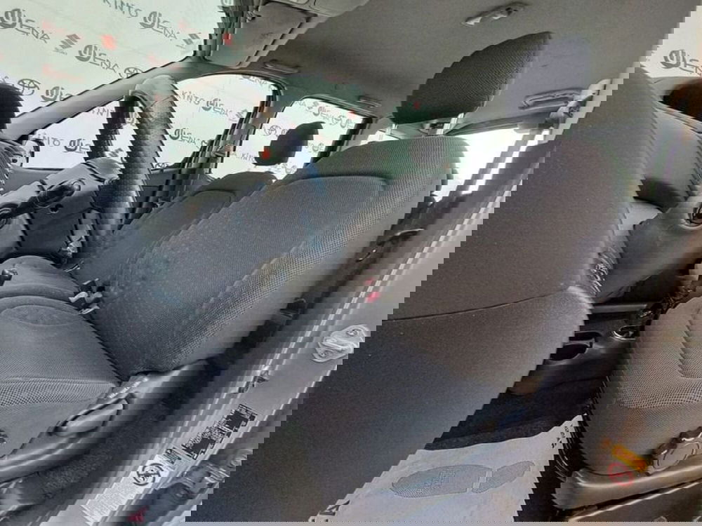 Toyota Yaris usata a Cagliari (12)