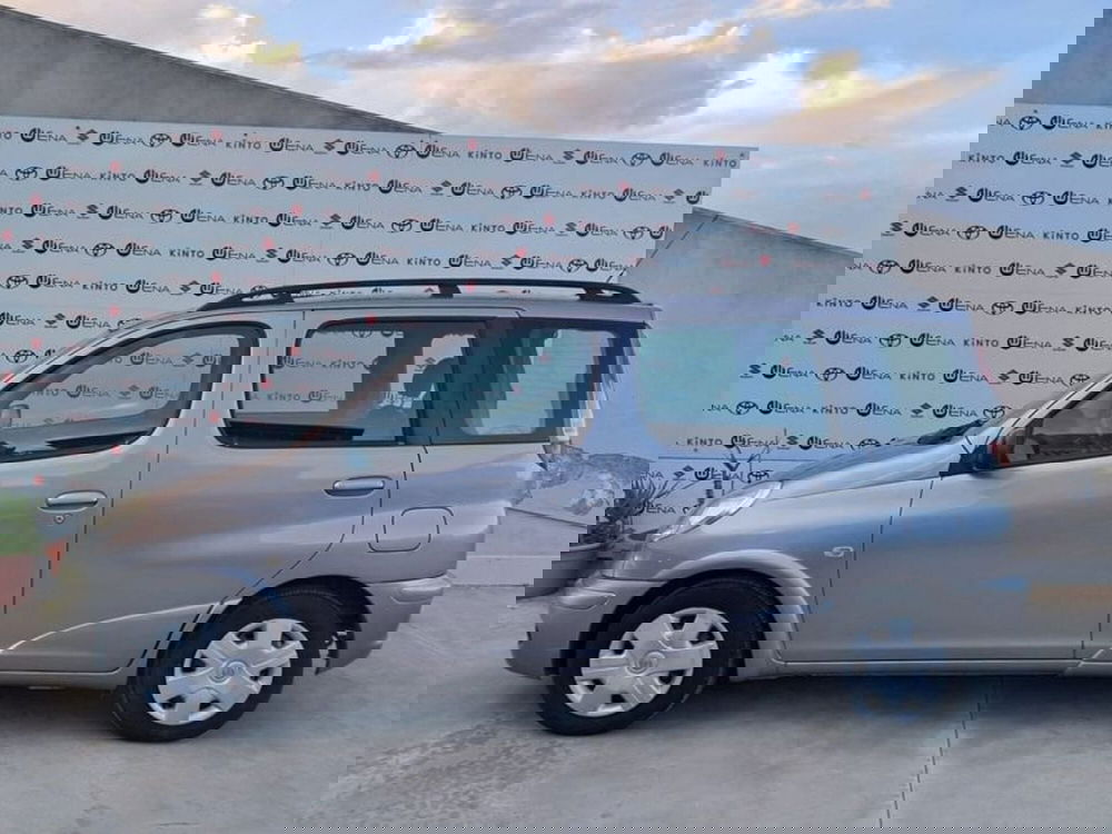 Toyota Yaris usata a Cagliari (4)