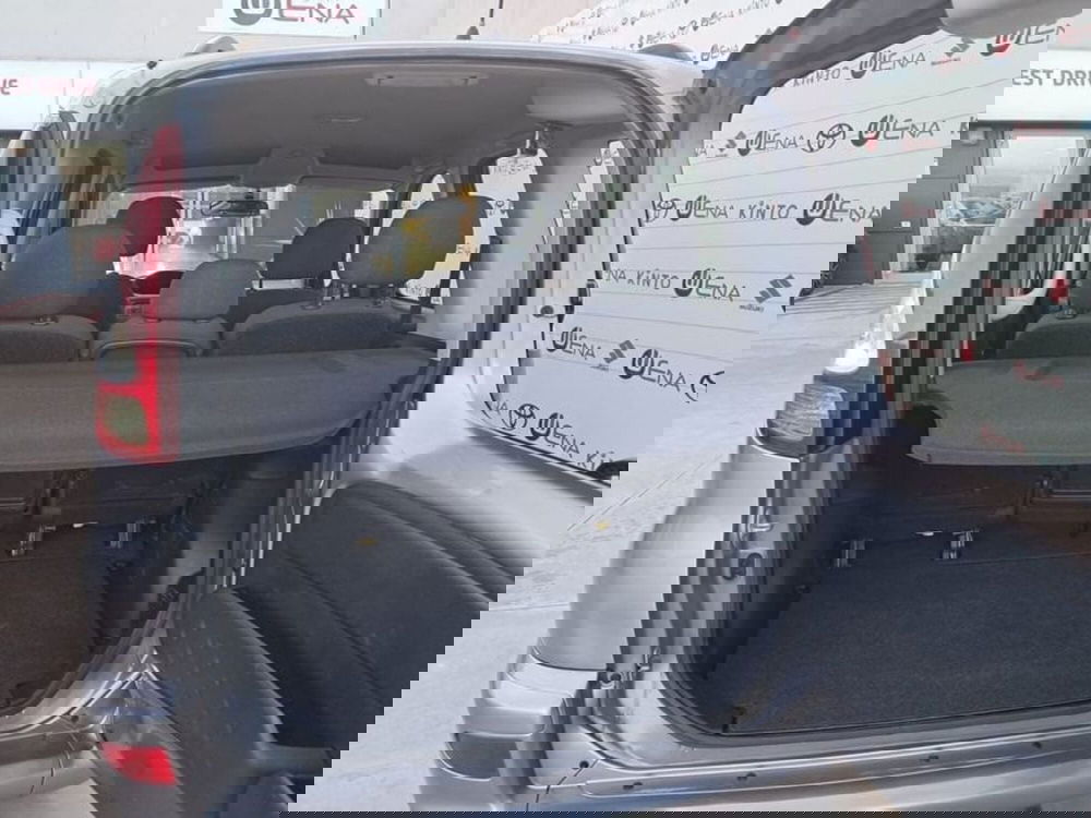 Toyota Yaris usata a Cagliari (9)