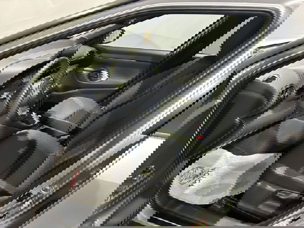 Toyota Yaris Cross usata a Milano (12)