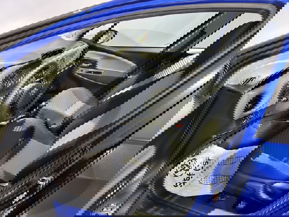 Toyota Yaris usata a Milano (12)