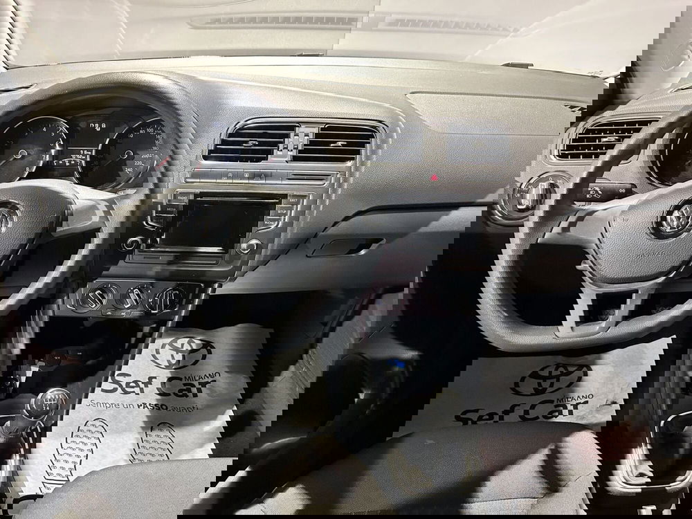 Volkswagen Polo usata a Milano (9)