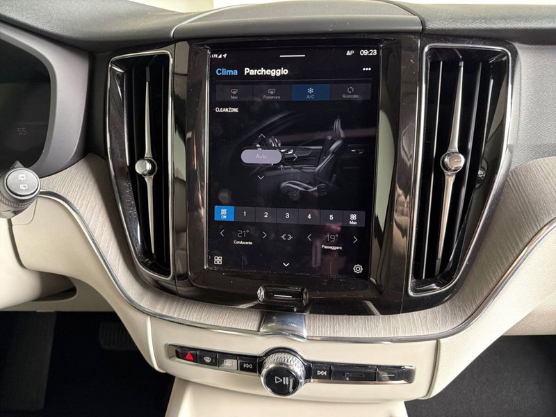 Volvo XC60 usata a Bergamo (14)