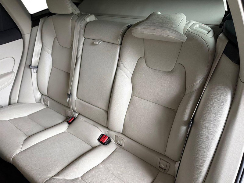 Volvo XC60 usata a Bergamo (16)