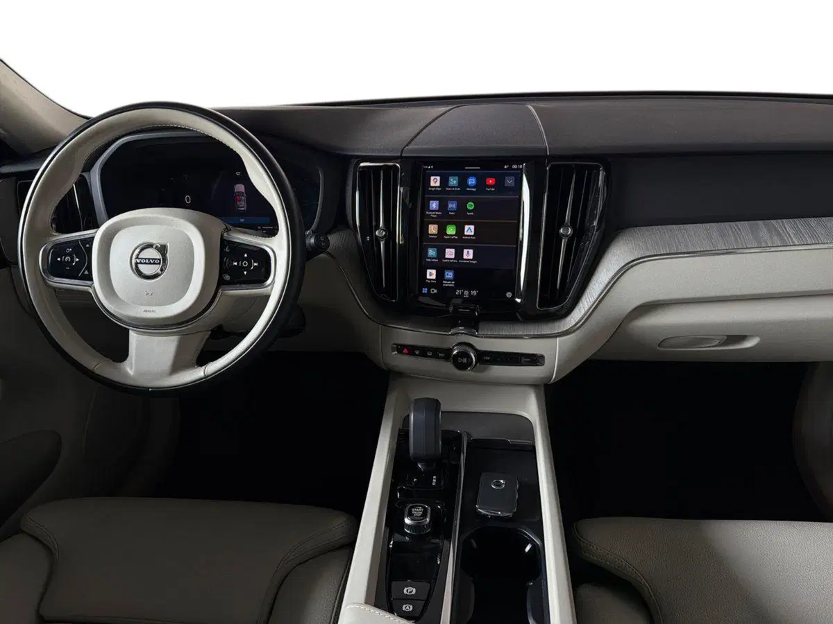 Volvo XC60 usata a Bergamo (9)