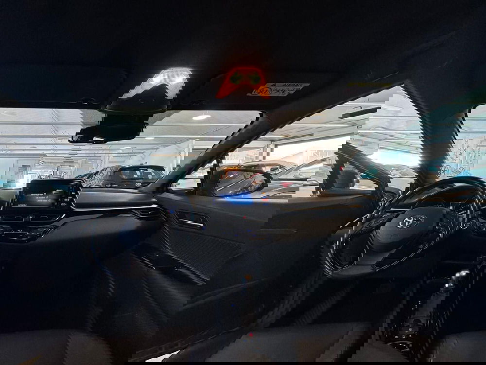 Toyota Toyota C-HR usata a Modena (16)