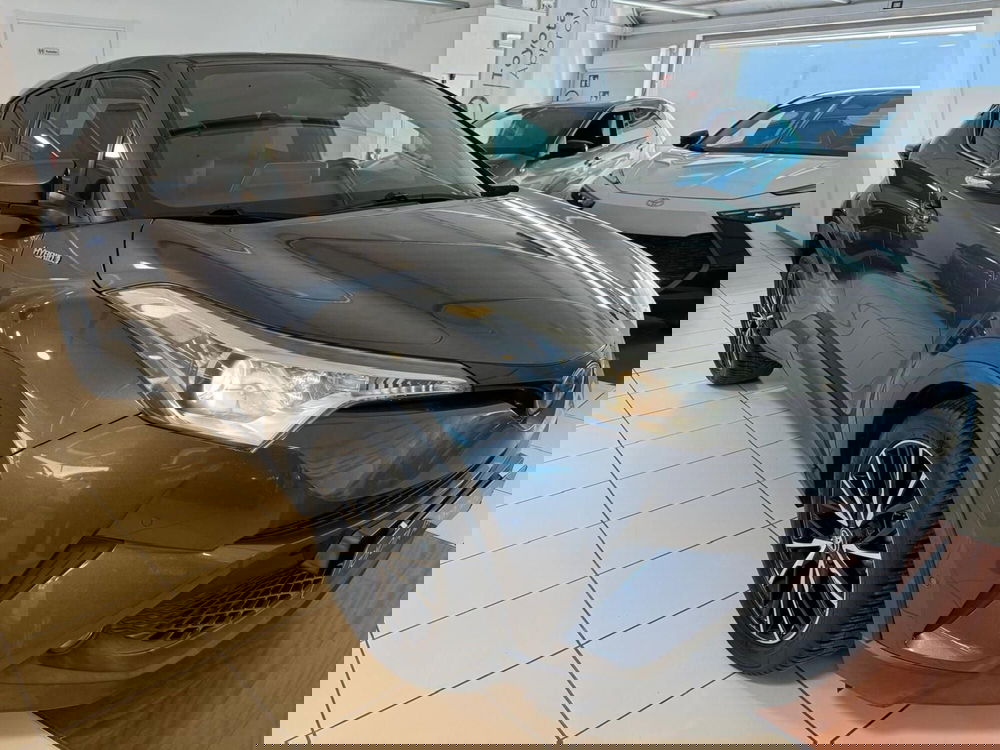 Toyota Toyota C-HR usata a Modena (4)