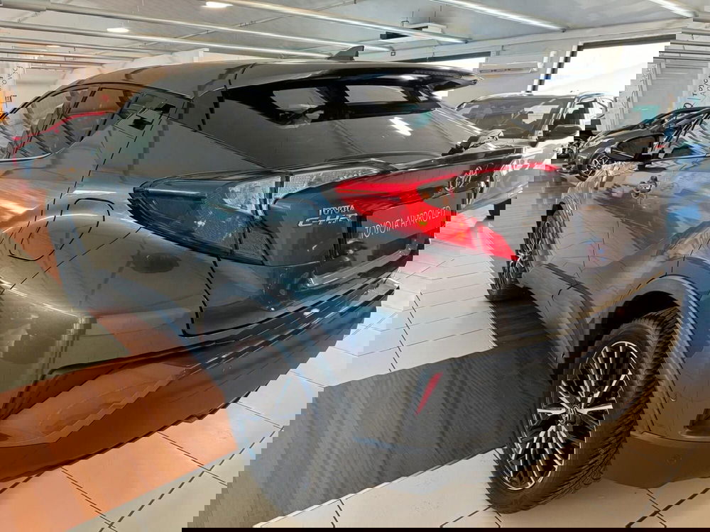 Toyota Toyota C-HR usata a Modena (8)