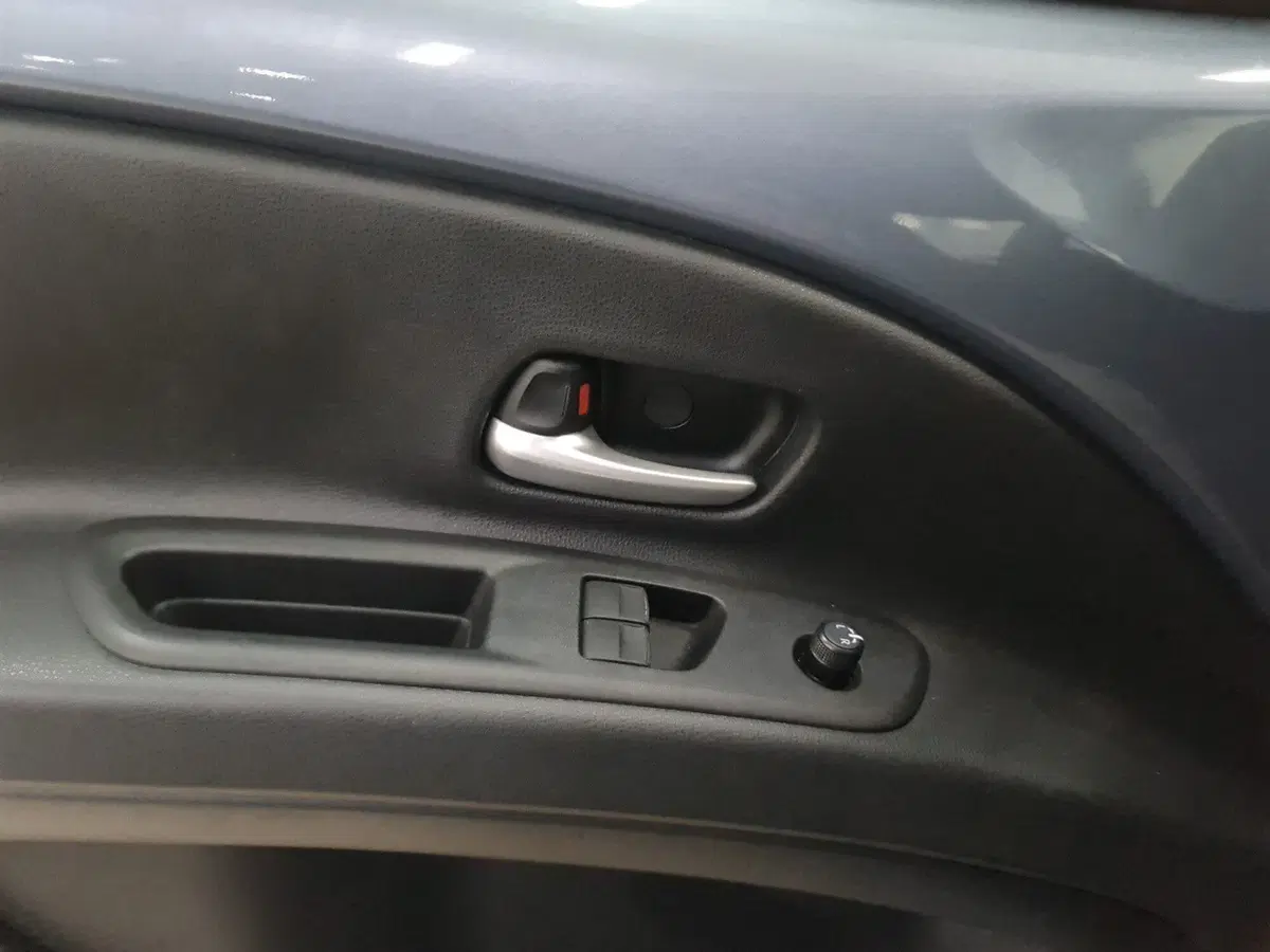 Toyota Aygo X nuova a Bologna (12)