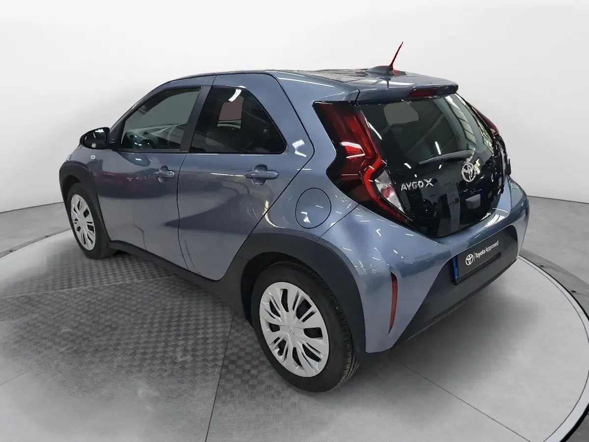 Toyota Aygo X nuova a Bologna (4)