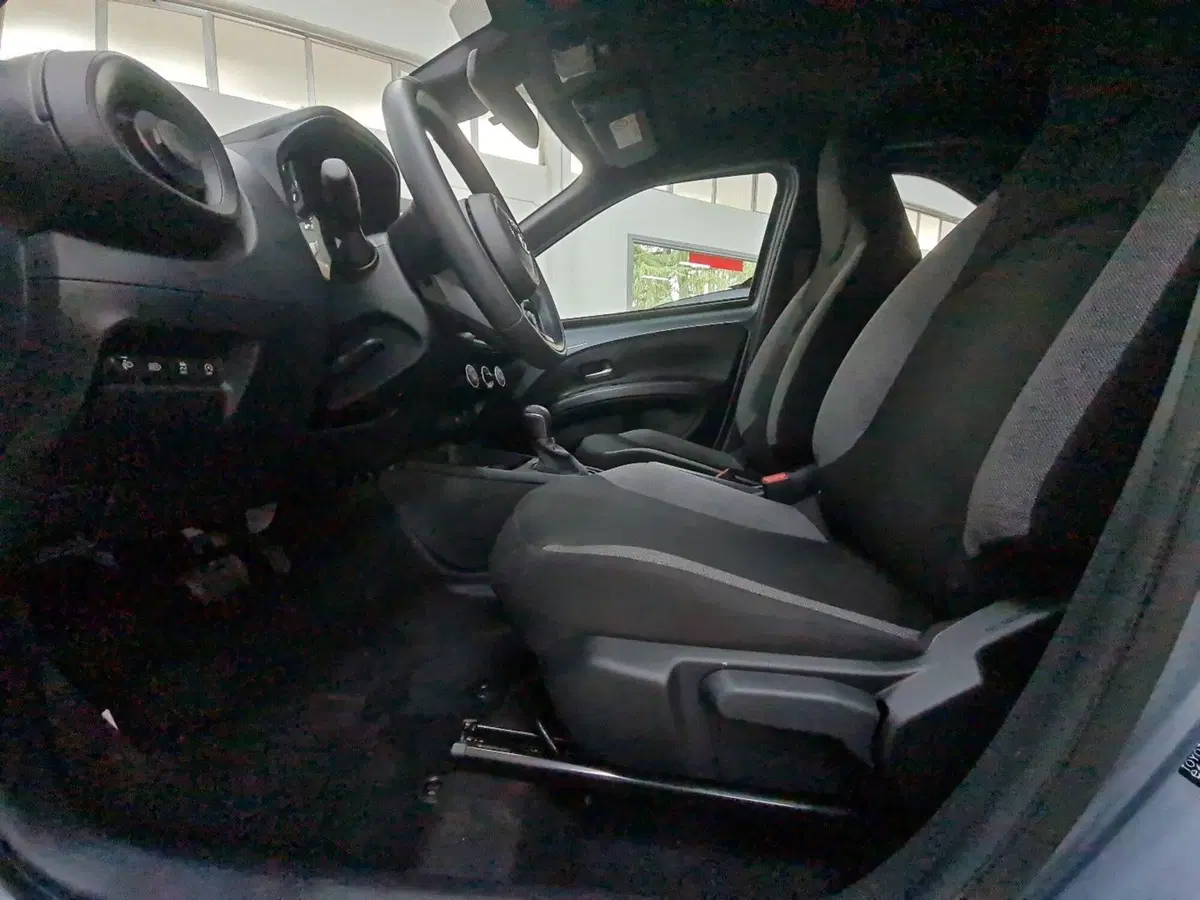 Toyota Aygo X nuova a Bologna (7)
