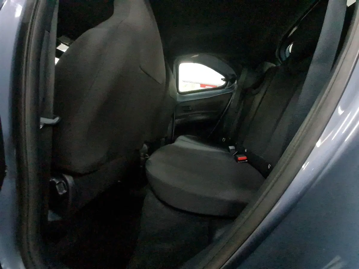 Toyota Aygo X nuova a Bologna (8)
