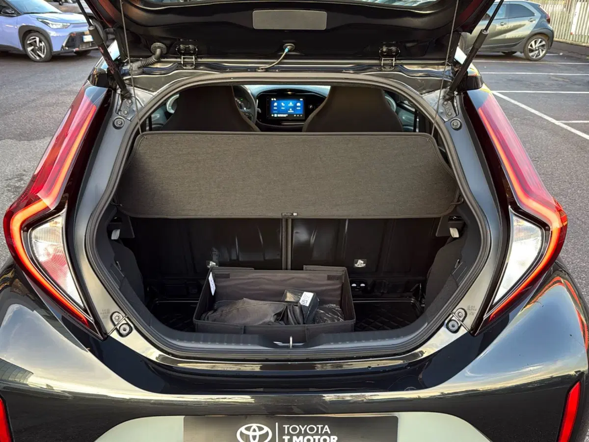 Toyota Aygo X nuova a Bologna (7)