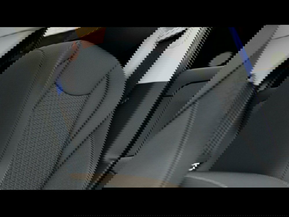 Volkswagen T-Roc nuova a Livorno (7)