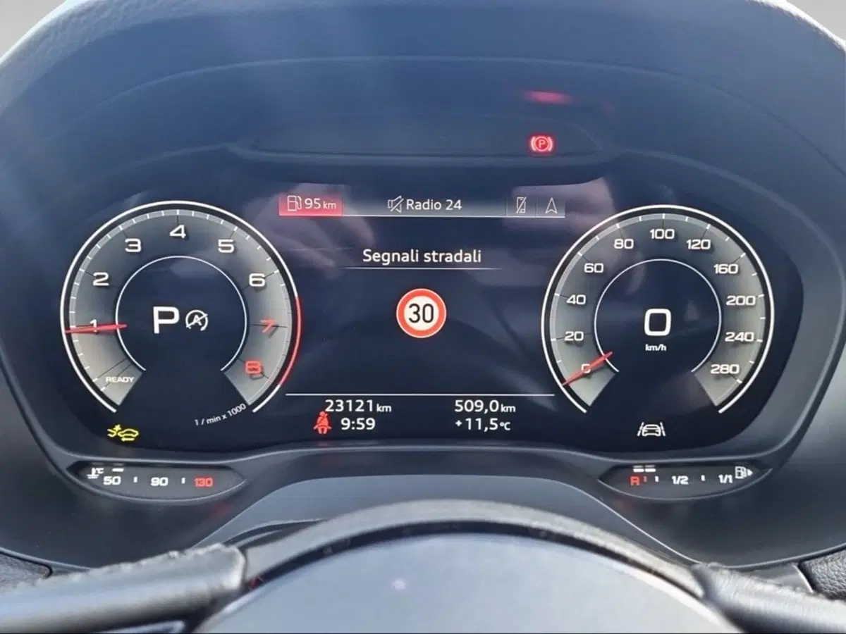 Audi Q2 usata a Pisa (7)
