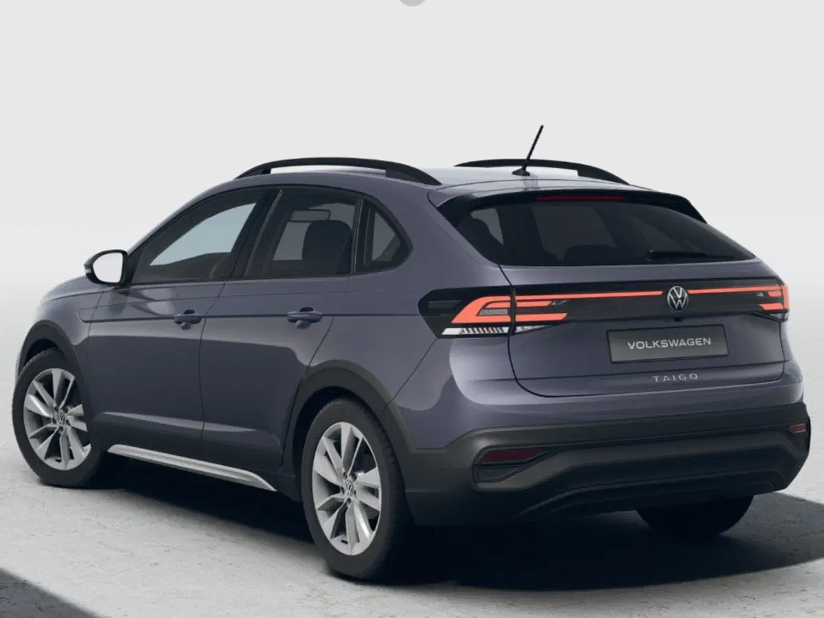 Volkswagen Taigo nuova a Livorno (3)