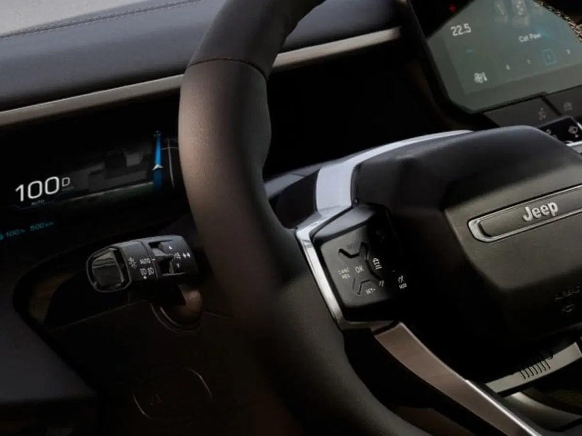 Jeep Compass nuova a Firenze (6)