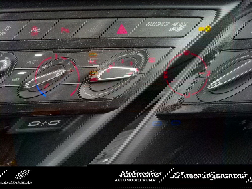 Volkswagen T-Cross usata a Roma (17)