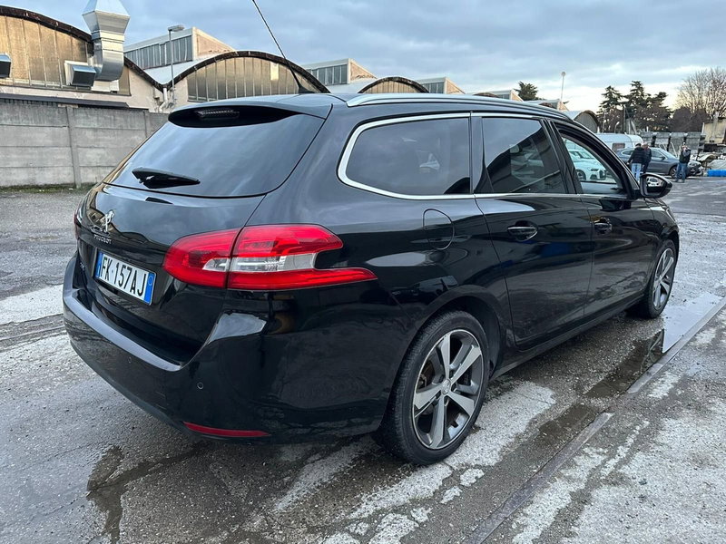 Peugeot 308 SW usata a Monza e Brianza (6)