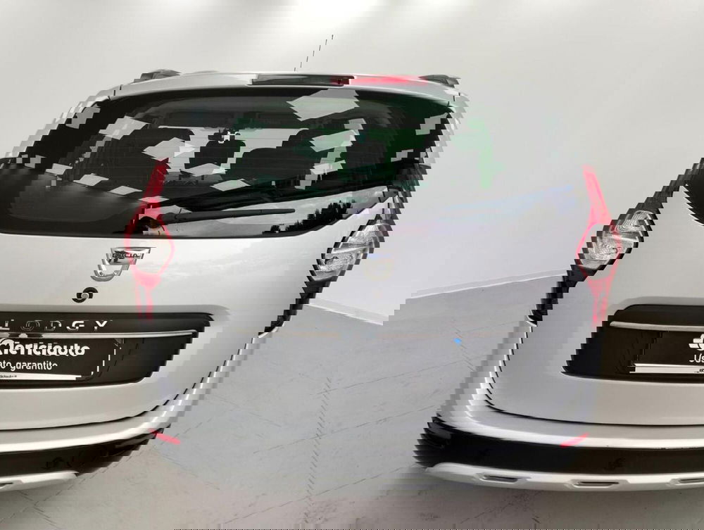 Dacia Lodgy usata a Como (9)