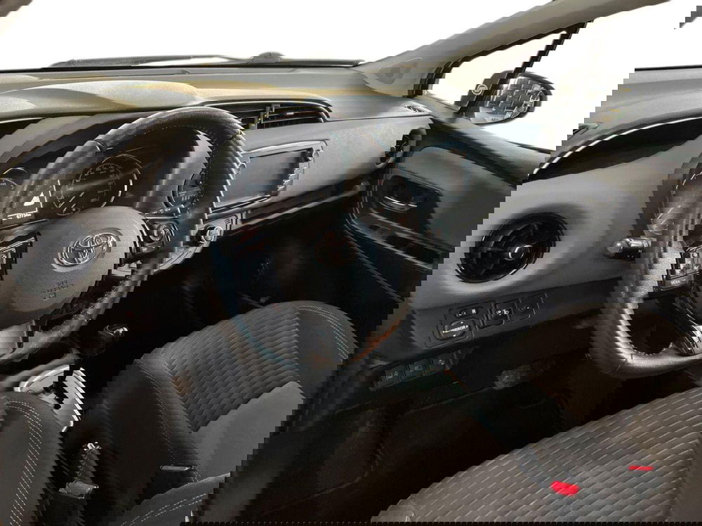 Toyota Yaris usata a Taranto (10)