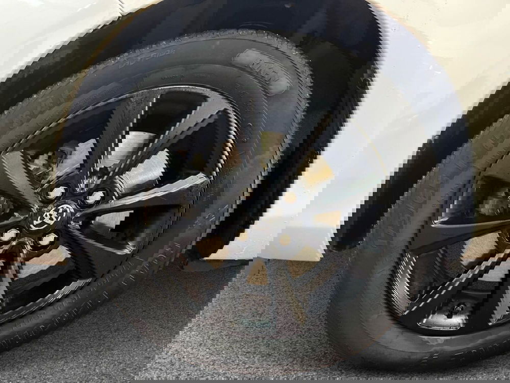 Toyota Yaris usata a Taranto (6)