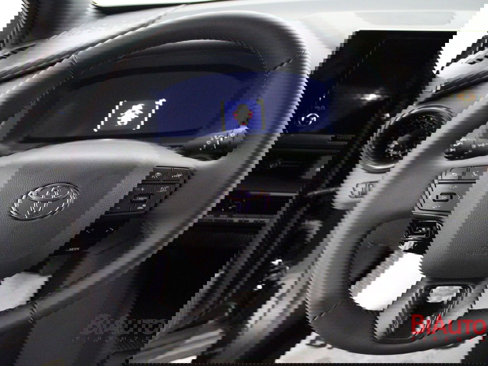 Toyota Toyota C-HR nuova a Firenze (10)