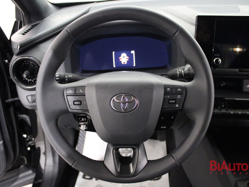 Toyota Toyota C-HR nuova a Firenze (10)