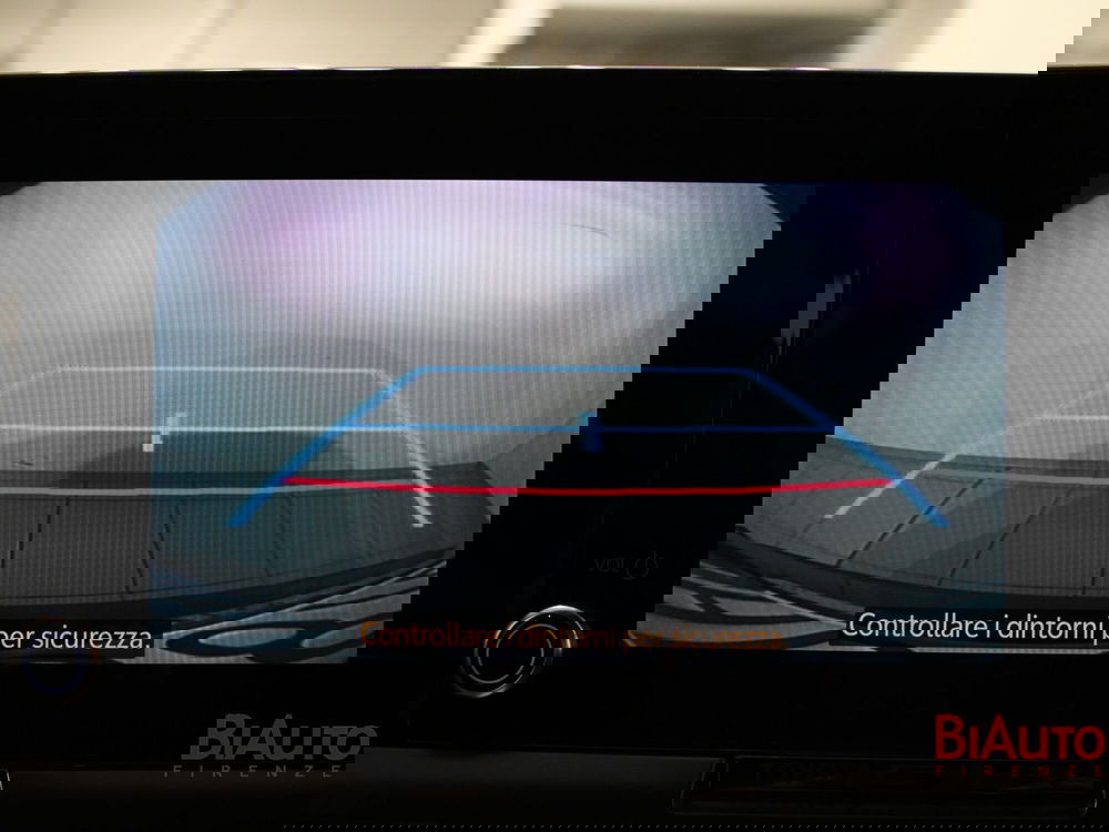 Toyota Toyota C-HR nuova a Firenze (14)