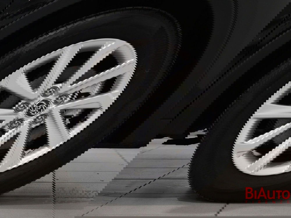 Toyota Toyota C-HR nuova a Firenze (16)