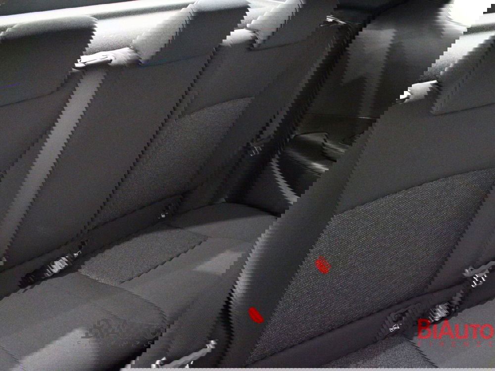 Toyota Toyota C-HR nuova a Firenze (7)