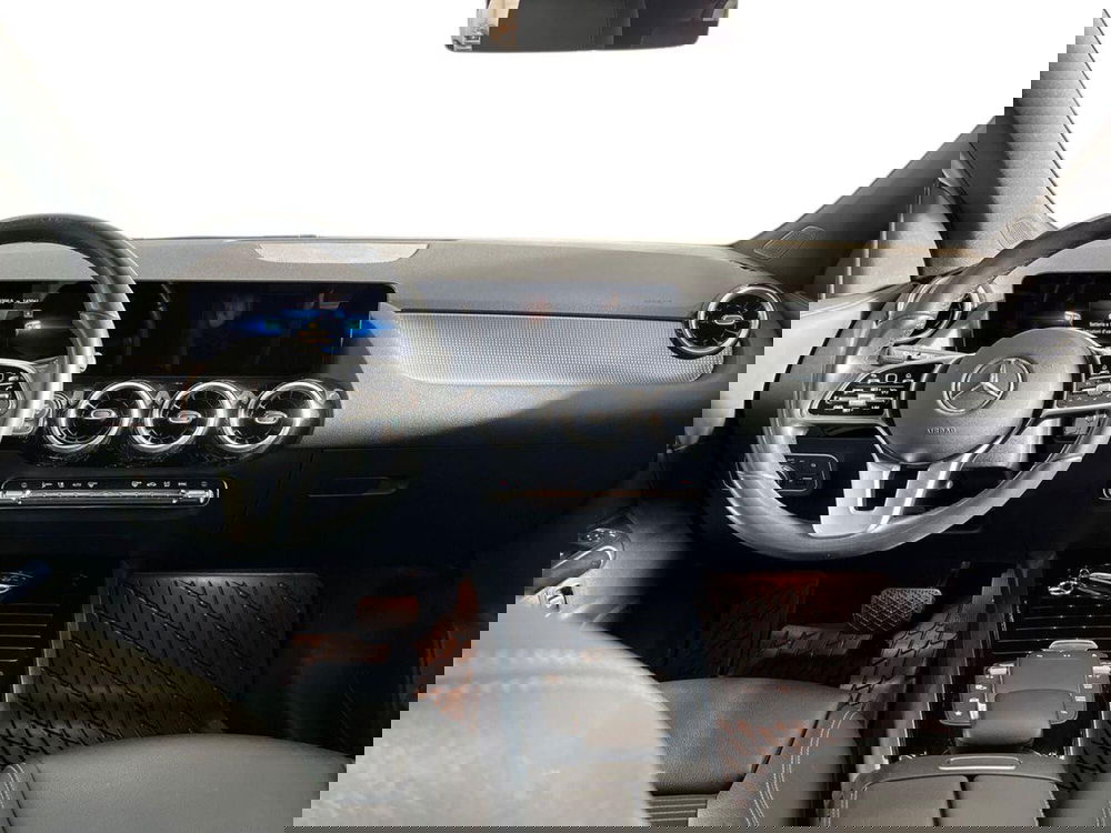 Mercedes-Benz GLA SUV usata a Bari (8)